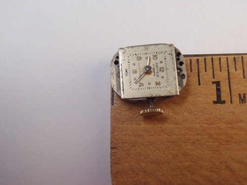Sheffield Ladies Watch Movement 17 Jewels 16mm x 12mm COMPLETE AND RUNNING - Picture 8 of 13