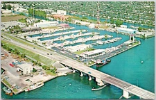 Fort Lauderdale Florida Seventeenth Street Cosway Bridge USA Vintage Postcard