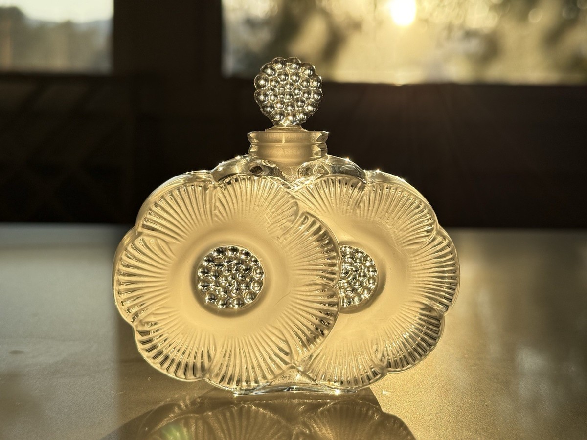 ViNtage LALIQUE Deux Fleurs Two Flowers Frosted Crystal Perfume
