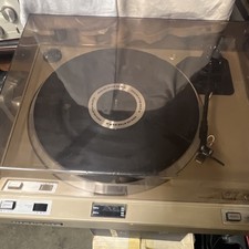 Marantz Vintage Turntable Record Player with Dust Cover Classic Audio Equipment