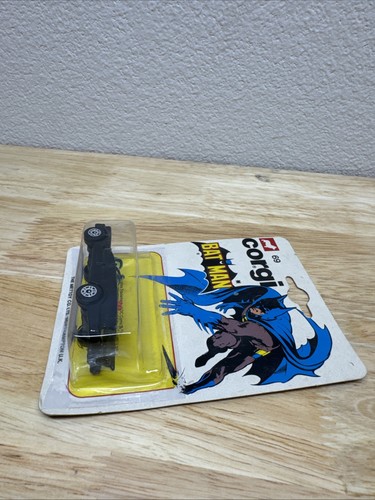 Vintage CORGI #69 BATMOBILE 55063 DIECAST Model 1976 New Made Great Britain. - Picture 3 of 6