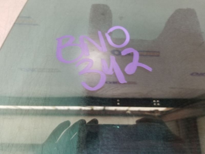 17 2017 MASERATI LEVANTE OEM DRIVER LEFT REAR DOOR GLASS WINDOW 