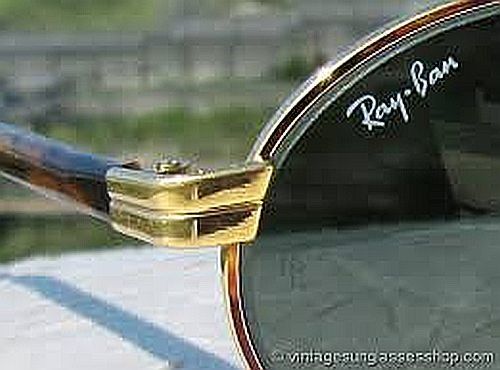 Ray-Ban W2188 RB 3007 SIDESTREET Crosswalk Sunglasses Gold Ray-Ban W2188 RB 3007 SIDESTREET Crosswalk Sunglasses Gold