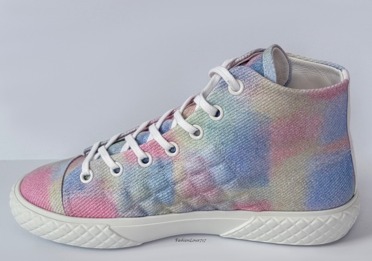 NEW 22C CHANEL CC LOGO PRINTED FABRIC MULTICOLOR HIGH TOP