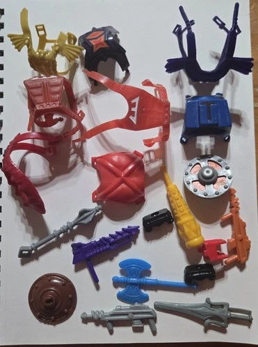 He-Man Vintage 1980's Masters Of The Universe MOTU weapons Accessories Lot Of 20