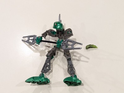 LEGO Bionicle 8589 Rahkshi Lerahk with correct Kraata & Book, VG Condition