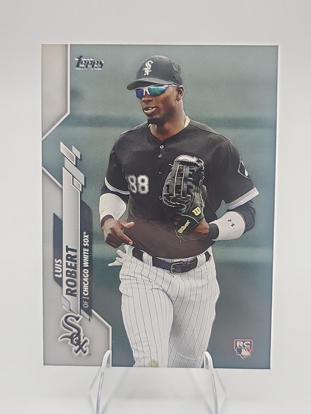 Luis Robert #392 2020 Topps Factory Set Bonus: Rookie Image Variation RC