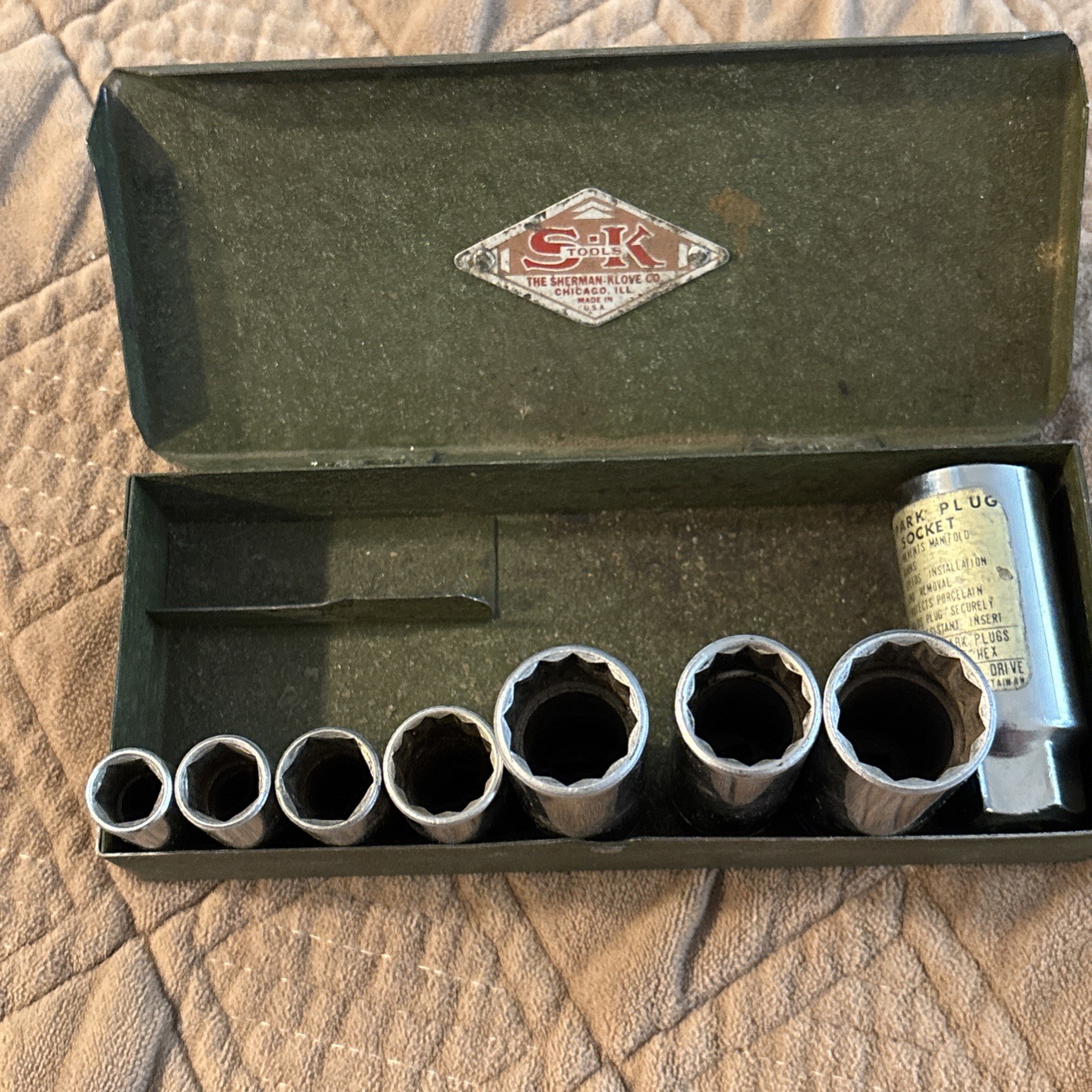 S-K Tools 7 Piece 3/8 Drive SAE Deep 6 & 12 Point Socket Set In Metal Box SK
