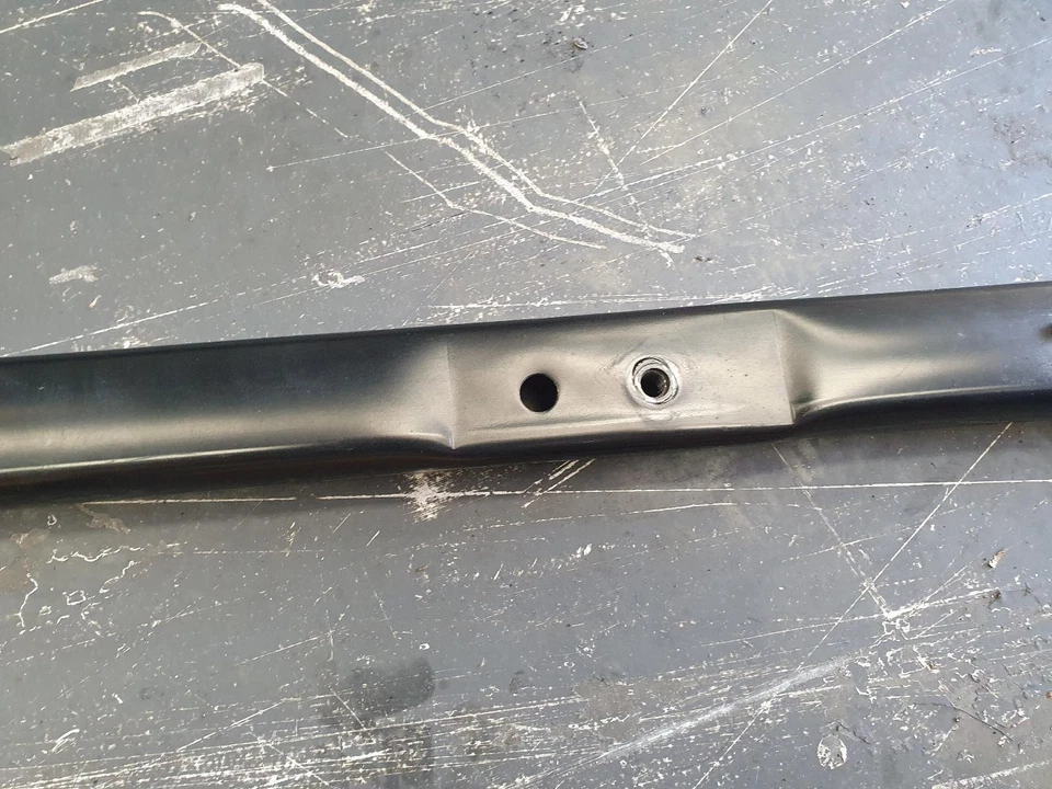 BMW 7 SERIES F01/F02  RADIATOR UPPER SUPPORT BAR 03/09-09/15 51647183851 - image 4 of 4