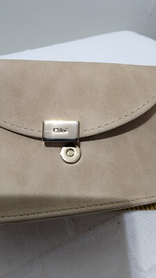 CHLOE SUEDED SUNGLASSES CASE WITH CLEANING CLOTH BEIGE NWOT Chloé Beige Sunglasses Case With Cleaning Cloth | eBay main image 2