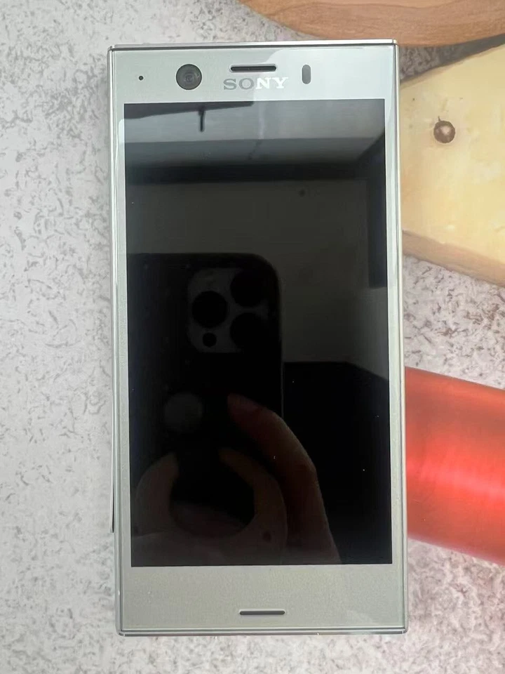 Sony Xperria XZ1 Compact 4+32GB unlocked android 4G smart phone - Image 3 of 4