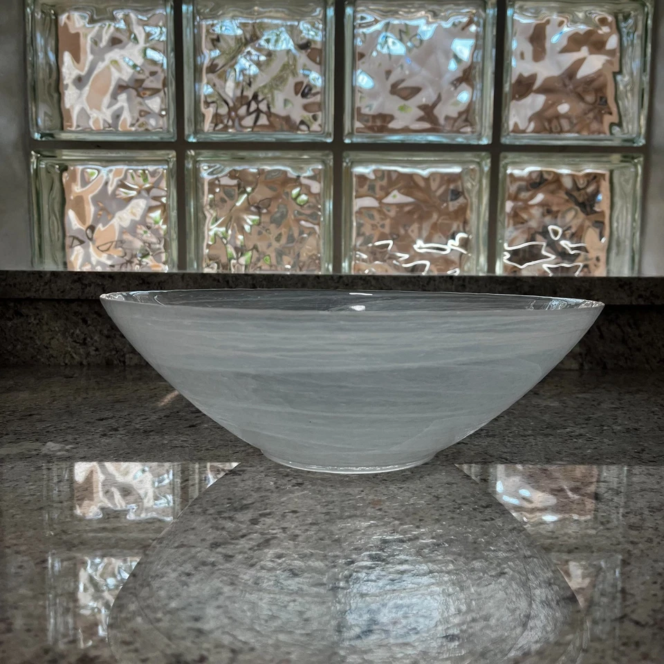 White Alabaster 12" Round Bowl Foto 2 de 4