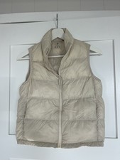 UNIQLO Kids Ultra Light Down Puffer Vest Beige Size 9  10   Lightweight