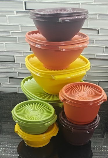 TUPPERWARE 80 ANNIVERSARY SERVALIER 16 PIECE SET ONE TOUCH BOWLS BEST GREAT NEW