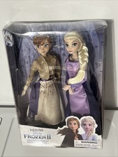 Disney Store Frozen 2 Elsa  Anna 2-Pack Doll Set Queen purple and gold dress