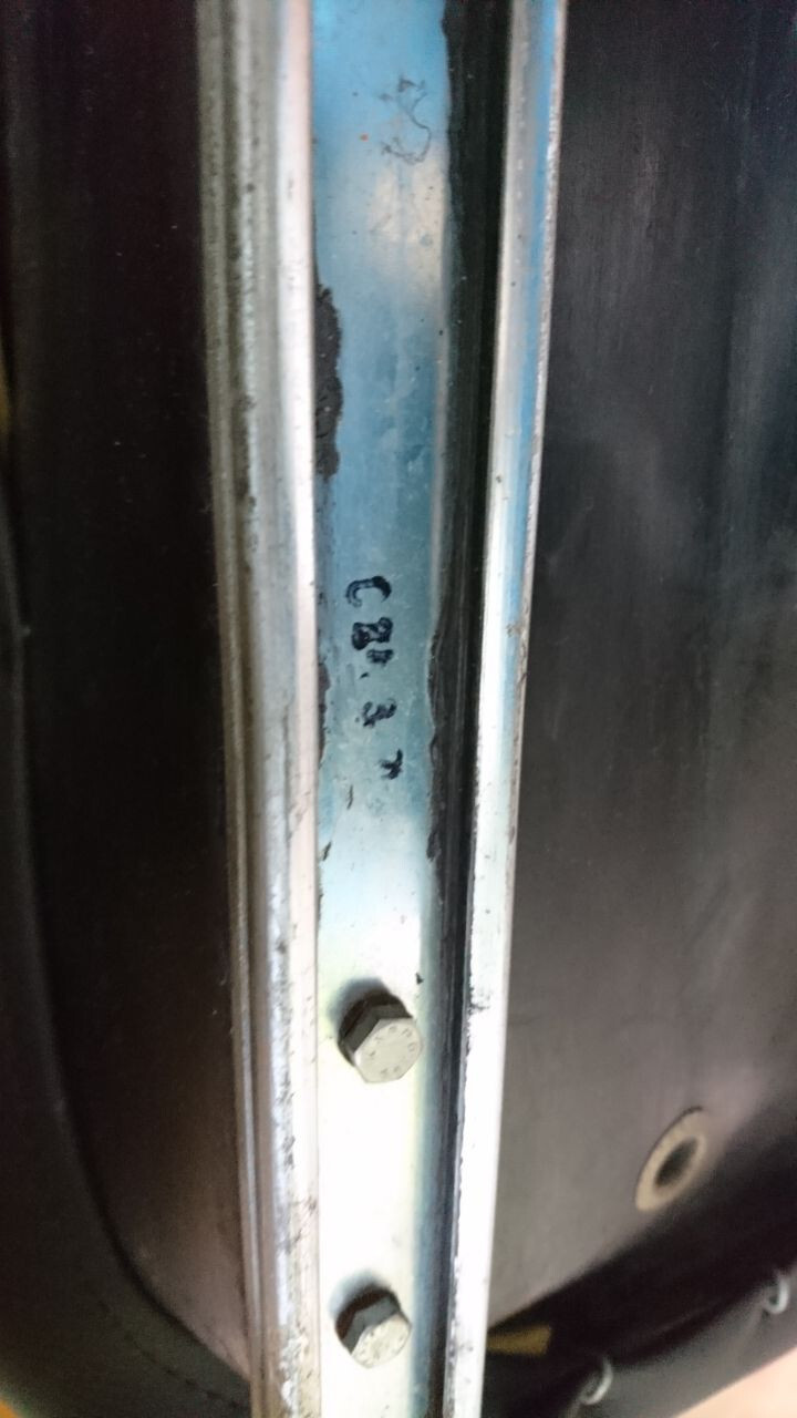 Foto 13 di 14