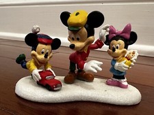 Dept 56 MICKEY'S TOYS 4049831 Disney Village Mouse DEPARTMENT D56