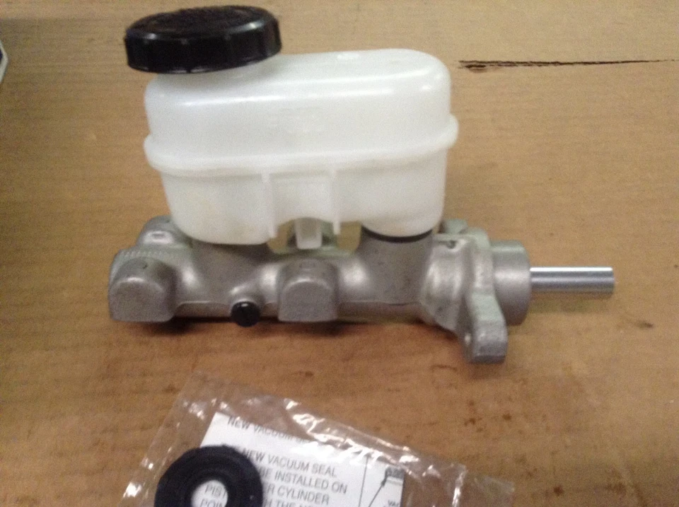 NUEVO CILINDRO MAESTRO DE FRENO ARI M83042 | Se adapta a 95-99 Dodge Plymouth Neon Foto 3 de 4