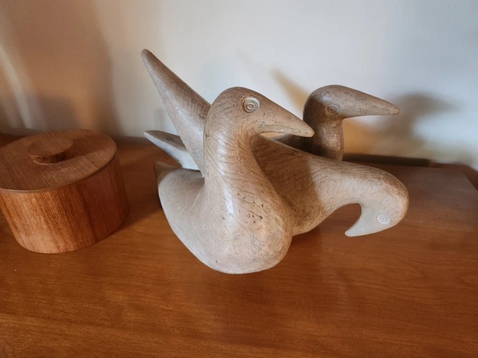 Beauty of love with the 1979 Trio of Loving Doves, un firmado Austin Productions c Foto 2 de 4