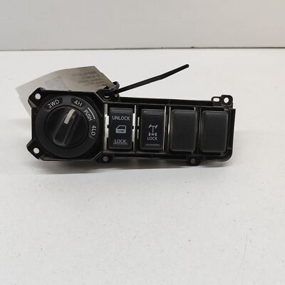 NISSAN NP300 NAVARA D40 4WD Control Central Lock Switch 25536