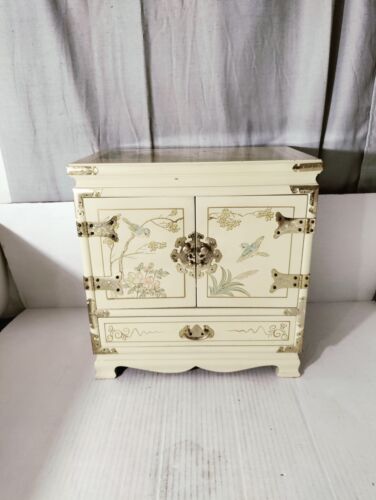 Vintage Japanese Antique White Lacquer Jewelry Box,Huge Gold Painted Birds &... - Picture 1 of 12