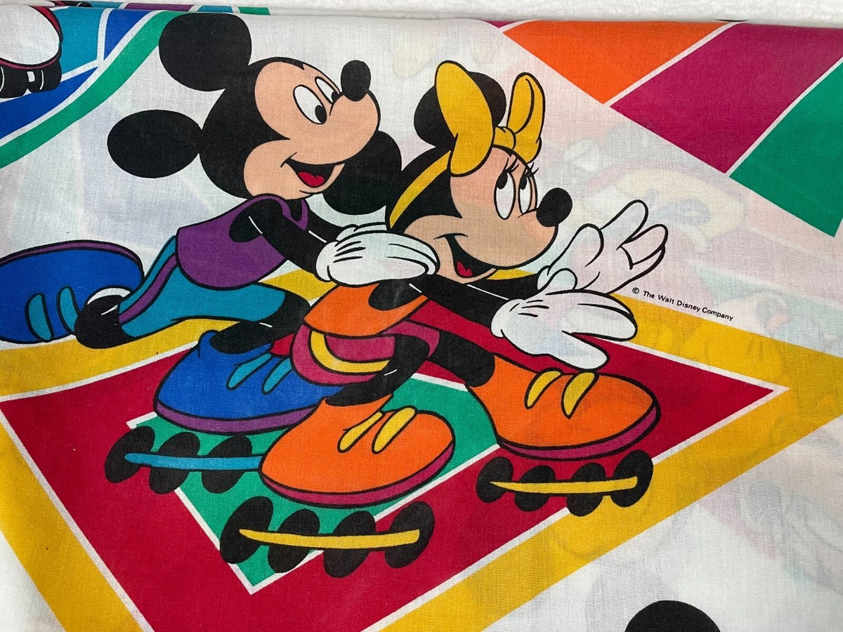 USA製 Disney、ミッキー、ミニー、vintageラグ カーペット 042 税込) USA製 Disney、ミッキー、ミニー、vintageラグ カーペット