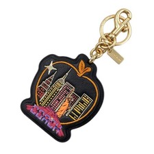 COACH SOUVENIR BIG APPLE SKYLINE SIGNATURE BAG CHARM KEYRING FOB C7103