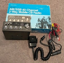 Realistic TRC-465 40 Channel AM SSB 2 Way Mobile CB Radio with Mic