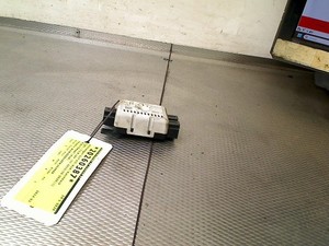 ANTENNE VERSTÄRKER ANTENNE AMPLIFIER Volkswagen Golf VII (AUA) 2014 5Q0035570
