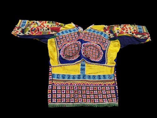 Banjara Choli , Vintage Banjara Kutch Rabari Ethnic Embroidery top, kuchi boho