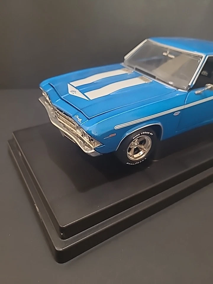 ERTL SUPERCAR COLLECTIBLES 1:18 Blue 1969 Chevrolet Chevelle Yenko *HAS ISSUES* - Image 4 of 4