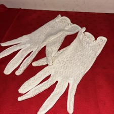 Vintage Girls Ladies Nylon White Gloves Made In Japan- Small- Estate Find
