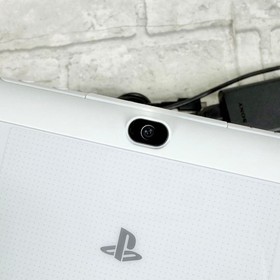 Excellent  SONY PS Vita PCH-2000 Console White w/charger