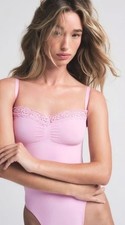 Skims Seamless Sculpt Lace Thong Bodysuit Bubble Gum Pink Size XXS/XS EUC