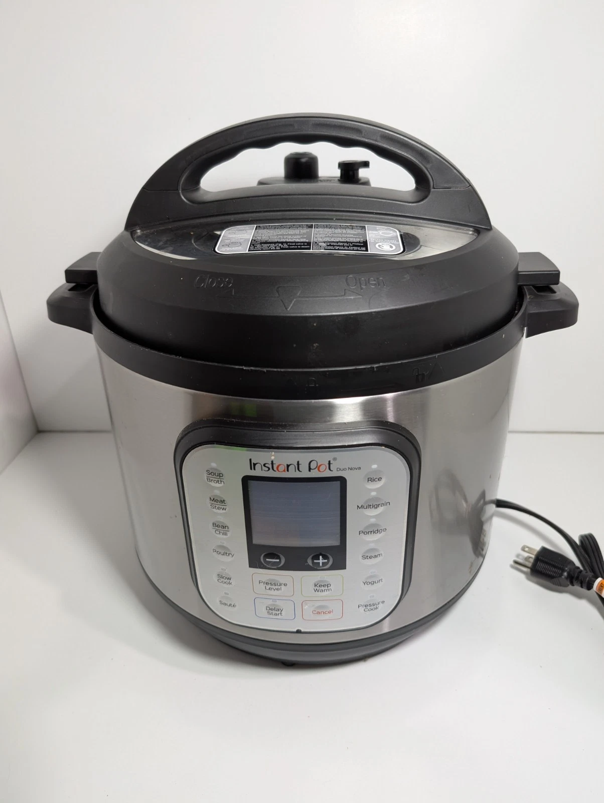 Instant Pot Duo Nova 80 8Qt Pressure Cooker - Tested And Working
