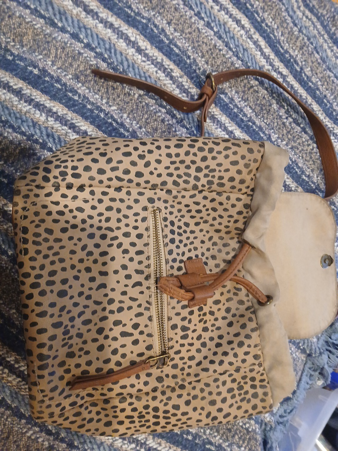 Universal Threads Med Size Backpack - image 5