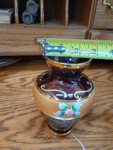 Venetian Amethyst Glass Floral Vase W/Gold Overlay - Vintage Art Glass (SAM) - Picture 3 of 5