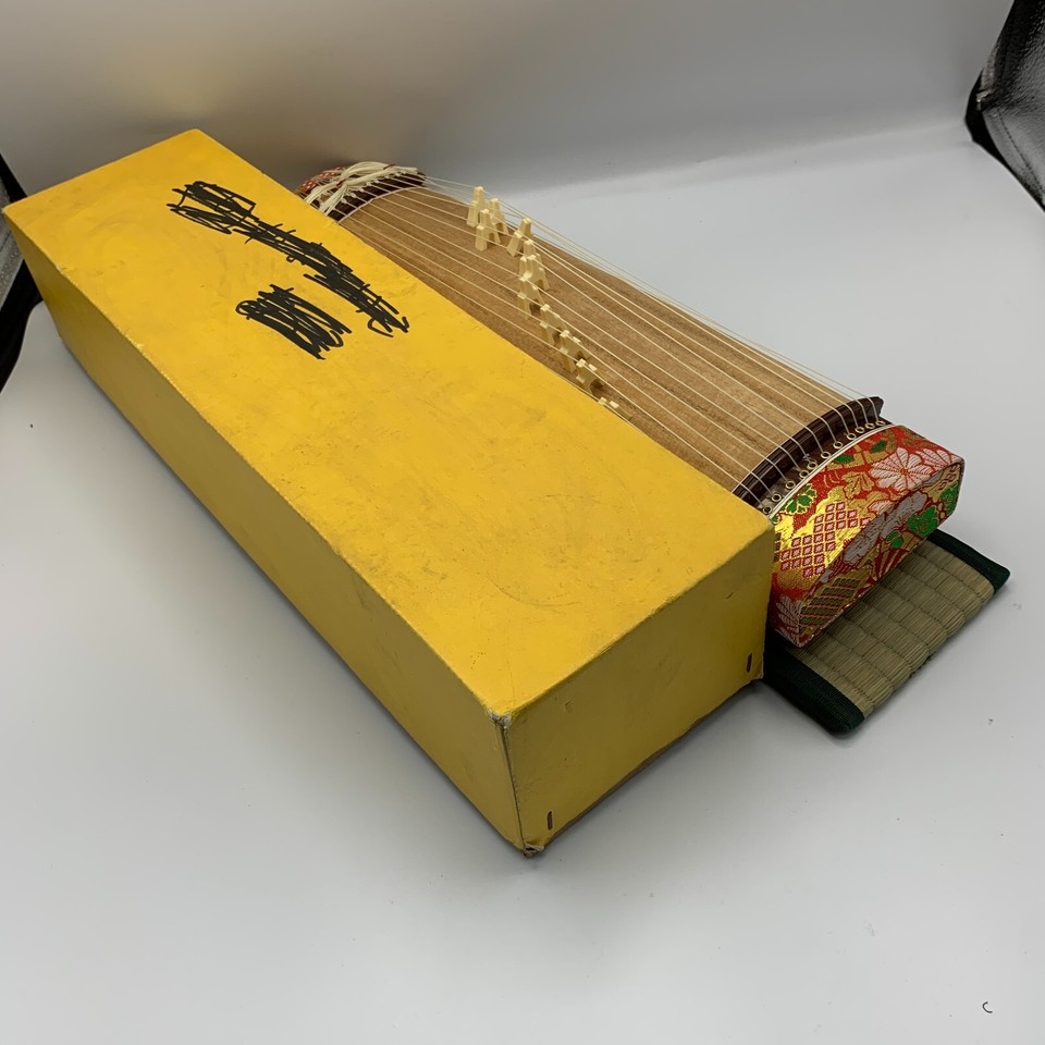 Koto portable Japanese stringed musical instrument acoustic harp ...
