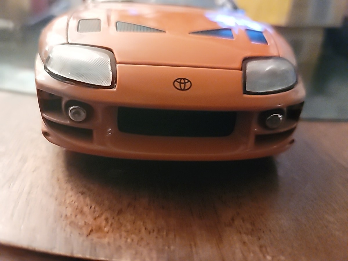 希少品 Racing Champion 1/18 ミニカー トヨタ スープラ The Fast and Furious ERTL RACING CHAMPIONS 1995 Toyota Supra 1/18