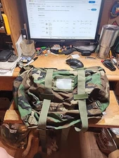 USGI MOLLE SLEEP SYSTEM SLEEPING BAG CARRIER WOODLAND CAMO FOR RUCKSACK  K-92