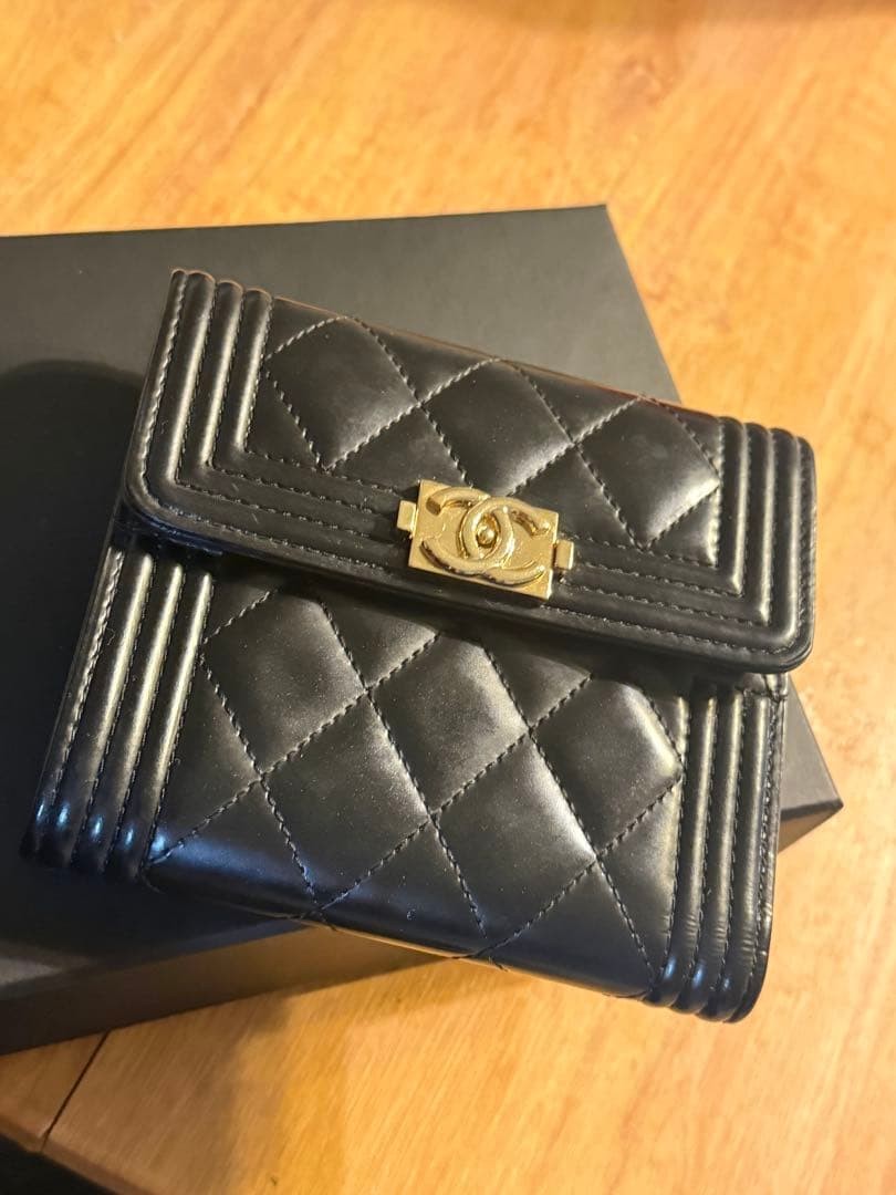 CHANEL Boy Wallet Black Leather Used W11cm H10cm D1.5cm thumbnail 2