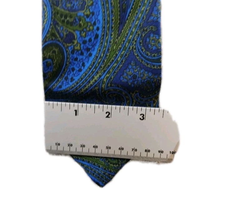 Isaia Napoli Seven  Fold Blue/ Green Paisley Mens Silk Tie Made In France