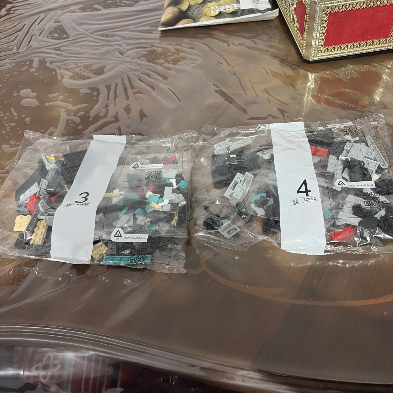 LEGO 76909 Mercedes only no Instructions or Stickers