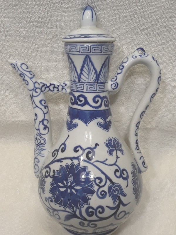 10“ China antique Old Qian Long Dynasty Blue and white  Tangled lotus Tea Pot