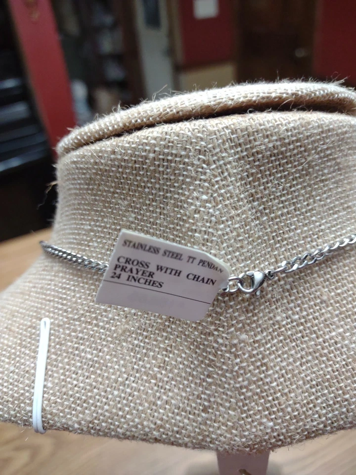 Collar Cruz Hombre Acero Inoxidable Y Titanio Con Oración Señores Grabada. Nuevo Foto 4 de 4