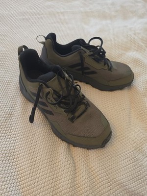 Adidas Terrex Men's Hiking Shoes Green/Black US 10.  New without box or tags.