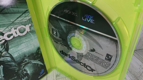 Xbox360 Dark Sector Japan Version - D3 Publisher - Sci-Fi Action Shooter - USED - Picture 9 of 13