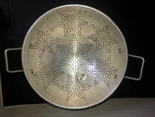 Large 7 Star Aluminum Colander Strainer-Footed Handles 11"