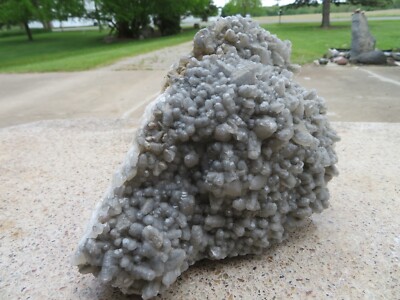 Unique Formation of Gray Calcite Crystals from the Tecolotes Mine,Mexico