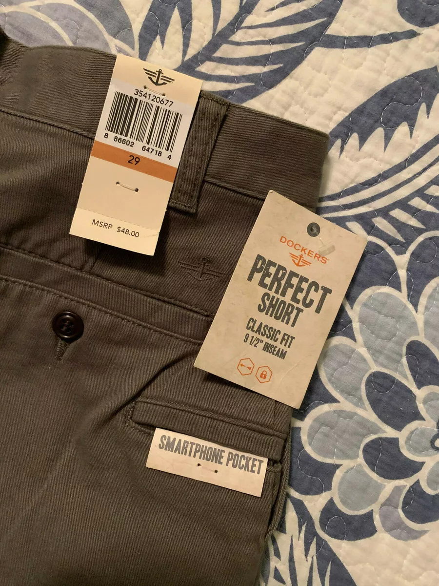 dockers shorts with smartphone pocket